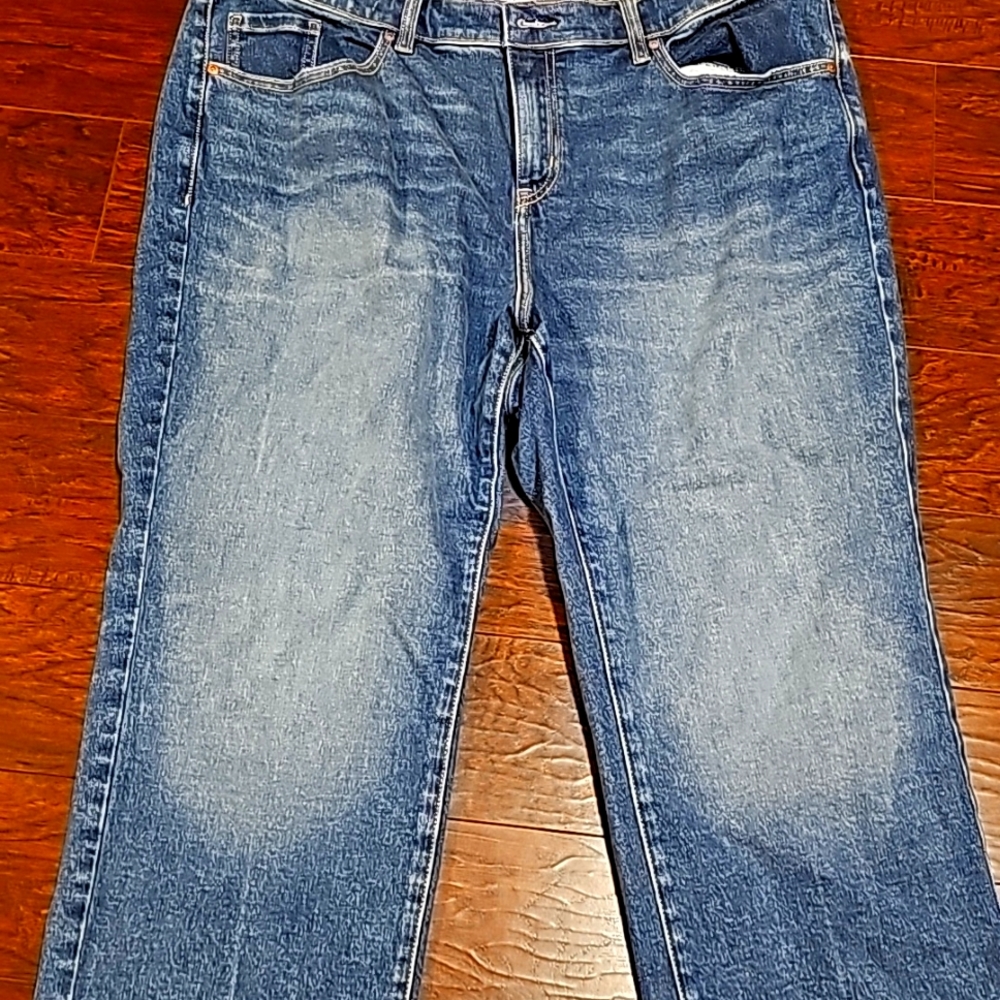 Lane Bryant Mid Rise Straight Cropped